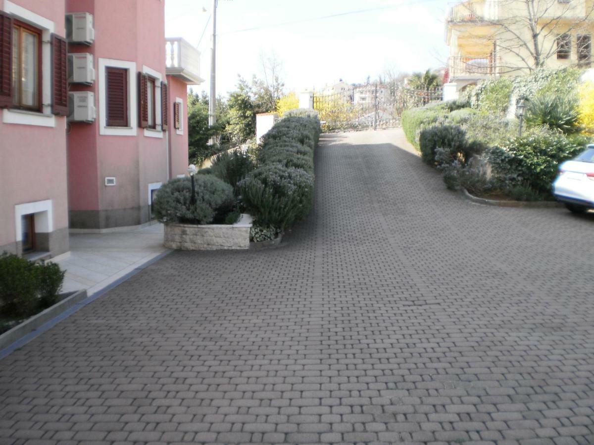 Apartman Lavanda - Villa Antonio Opatija Exteriör bild